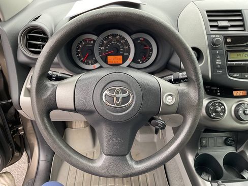 Used 2010 Toyota RAV4 4WD image 17