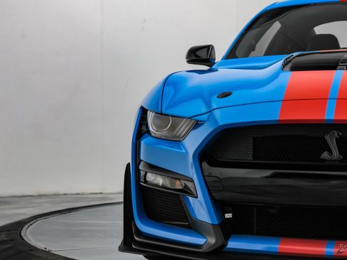 Used 2022 Ford Mustang Shelby GT500 w/ Technology Package RWD image 29