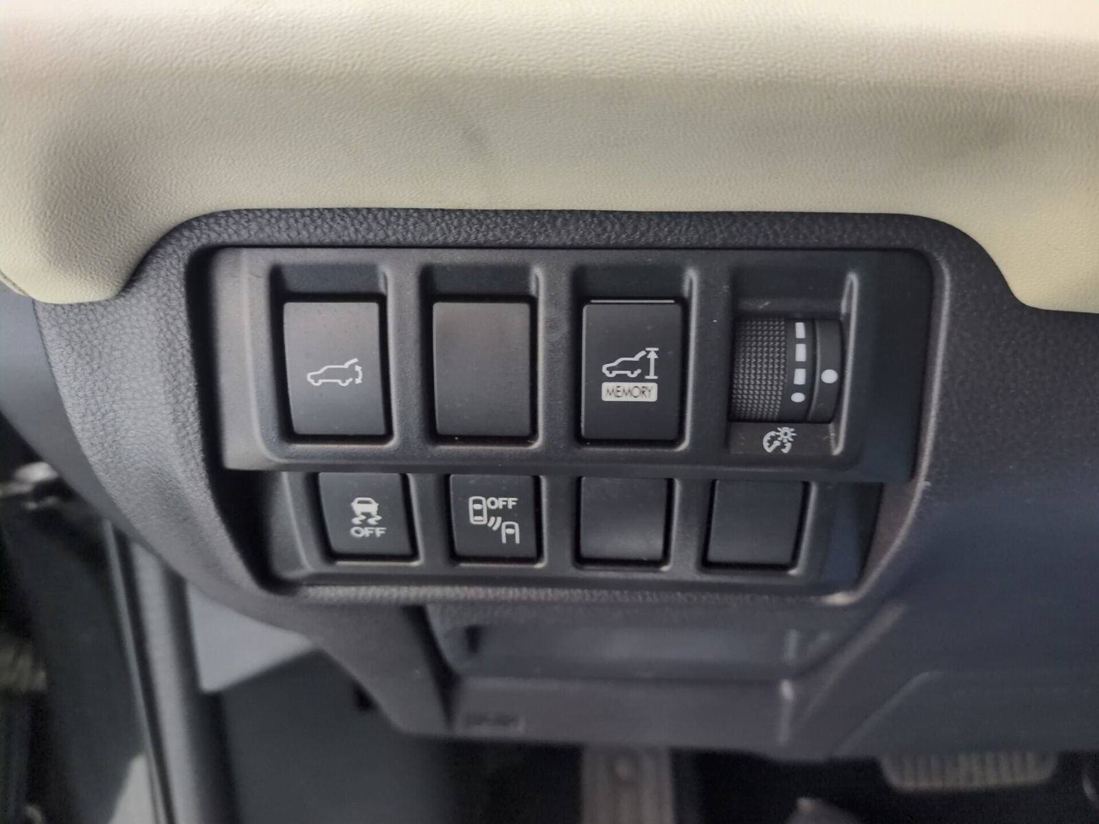 Used 2019 Subaru Ascent Touring w/ Popular Package #2A AWD/4WD image 22