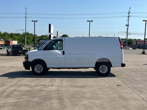 New 2026 GMC Savana 2500 w/ Driver Convenience Package RWD image 10