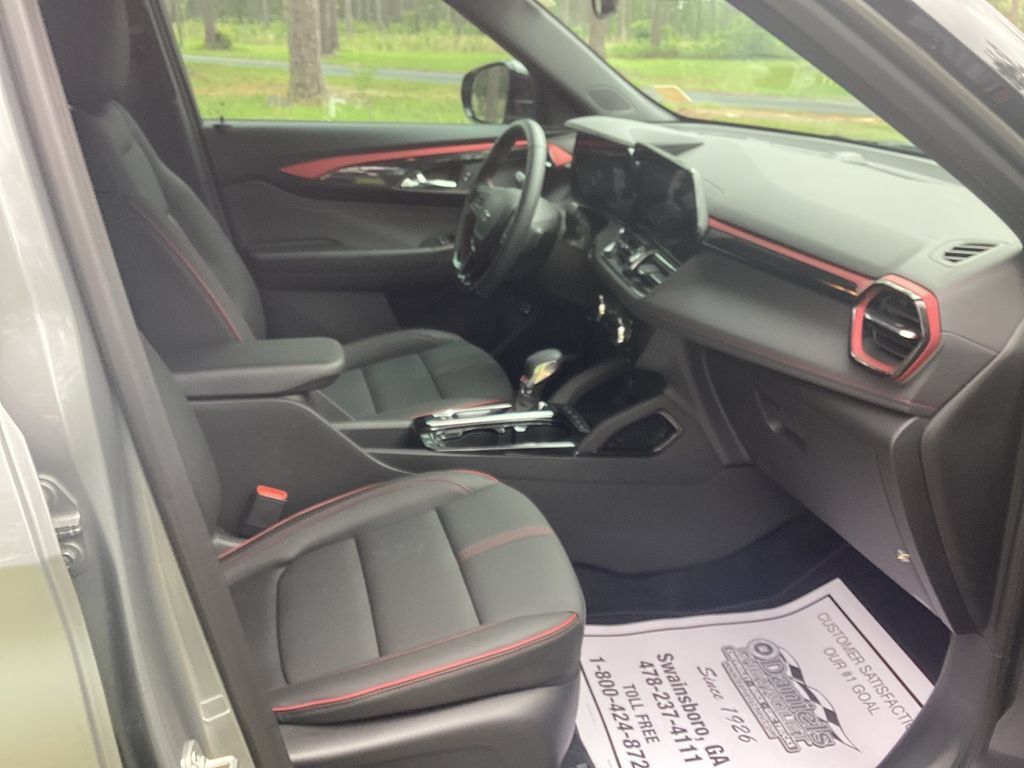 New 2026 Chevrolet TrailBlazer RS w/ Convenience Package FWD image 23