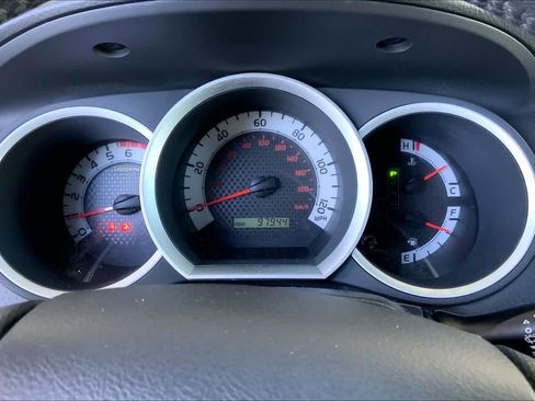 Used 2012 Toyota Tacoma PreRunner w/ SR5 Pkg image 24