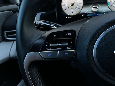 Used 2021 Hyundai Elantra Limited image 36