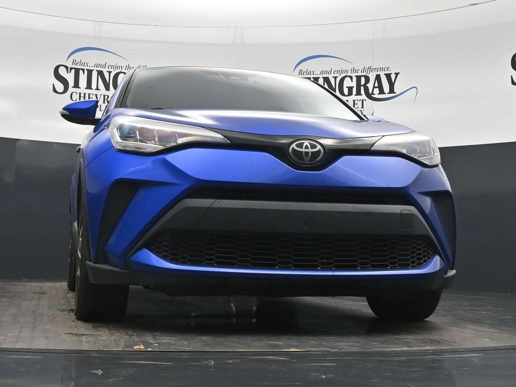Used 2021 Toyota C-HR XLE FWD image 27