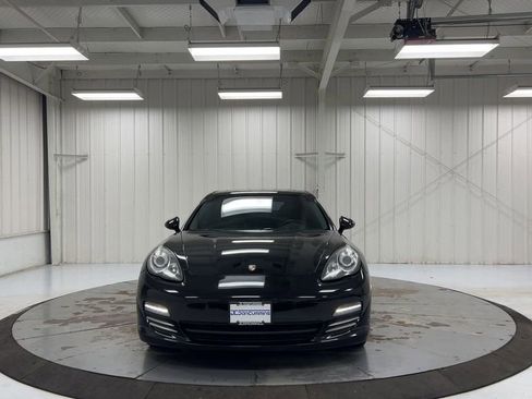 Used 2011 Porsche Panamera 4 image 3