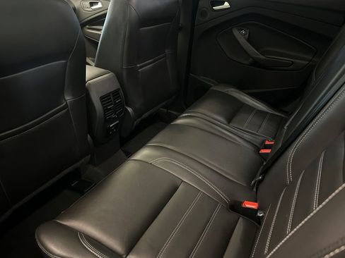 Used 2018 Ford Escape Titanium w/ Ford Safe & Smart Package FWD image 12