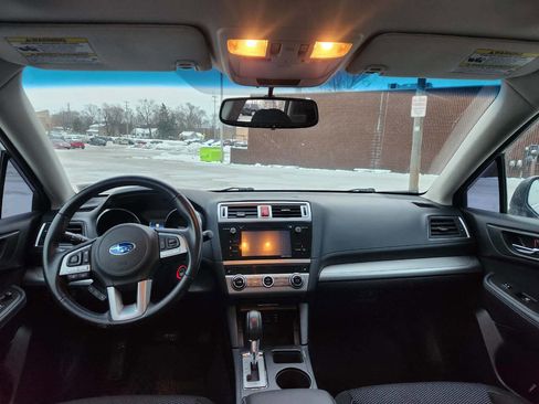 Used 2016 Subaru Outback 2.5i Premium image 20