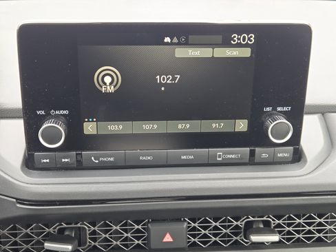 Used 2024 Honda Accord EX image 17