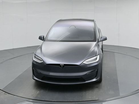 Used 2023 Tesla Model X image 39