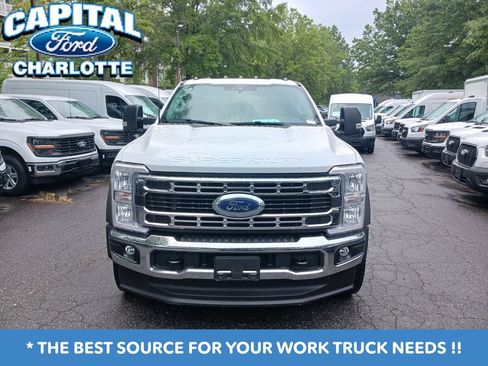New 2026 Ford F550 4x4 Crew Cab image 7