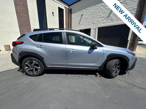 Used 2024 Subaru Crosstrek 2.0i Premium AWD/4WD image 8