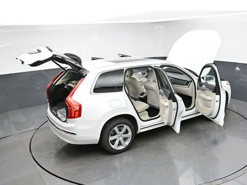 Used 2024 Volvo XC90 B5 Core w/ Protection Package Premier image 49
