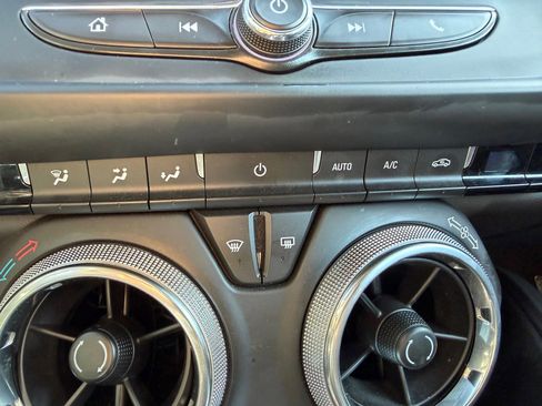 Used 2023 Chevrolet Camaro LT image 26