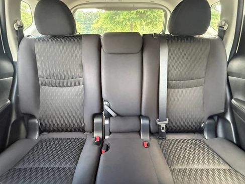 Used 2019 Nissan Rogue SV AWD/4WD image 41
