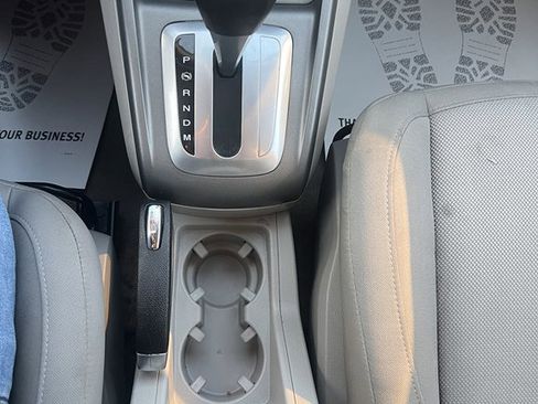 Used 2008 Saturn Vue XE image 19