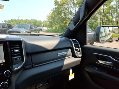 New 2026 RAM 1500 Big Horn AWD/4WD image 20