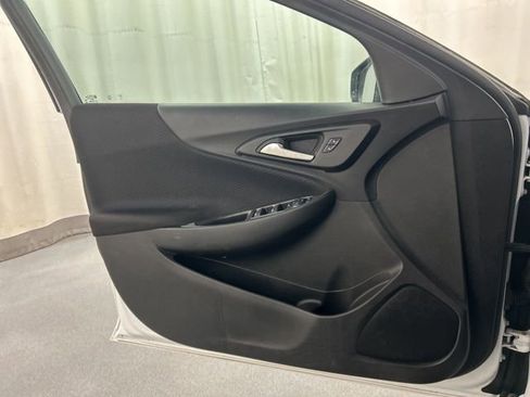 Used 2024 Chevrolet Malibu LT w/ Sport Edition image 31