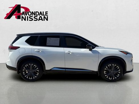 Certified 2024 Nissan Rogue Platinum FWD image 7