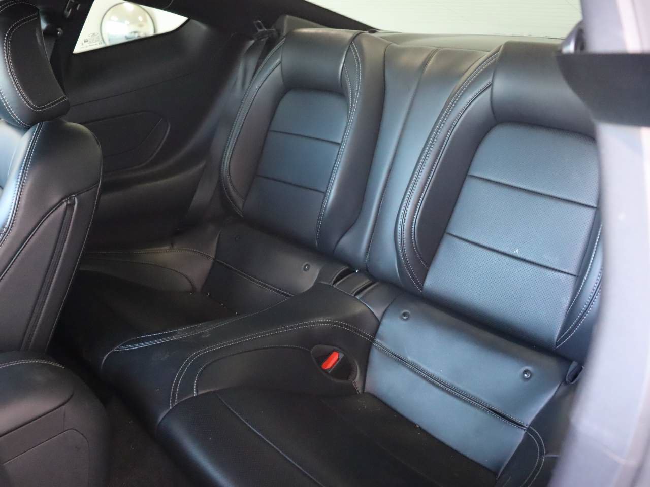 Used 2025 Ford Mustang Premium RWD image 15