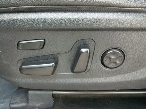 Used 2020 Hyundai Santa Fe Limited image 19