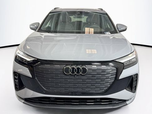 Used 2025 Audi Q4 e-tron Premium Plus w/ Premium Plus image 2