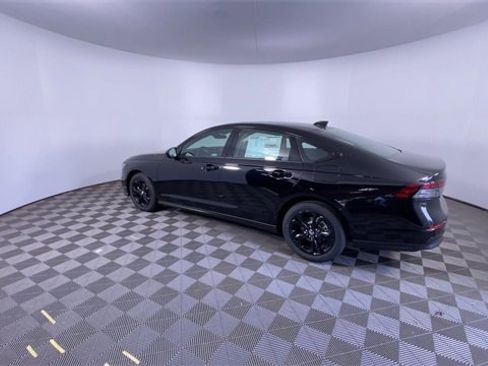 New 2025 Honda Accord SE image 2