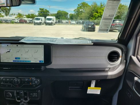 New 2025 Jeep Wrangler Sport S image 9