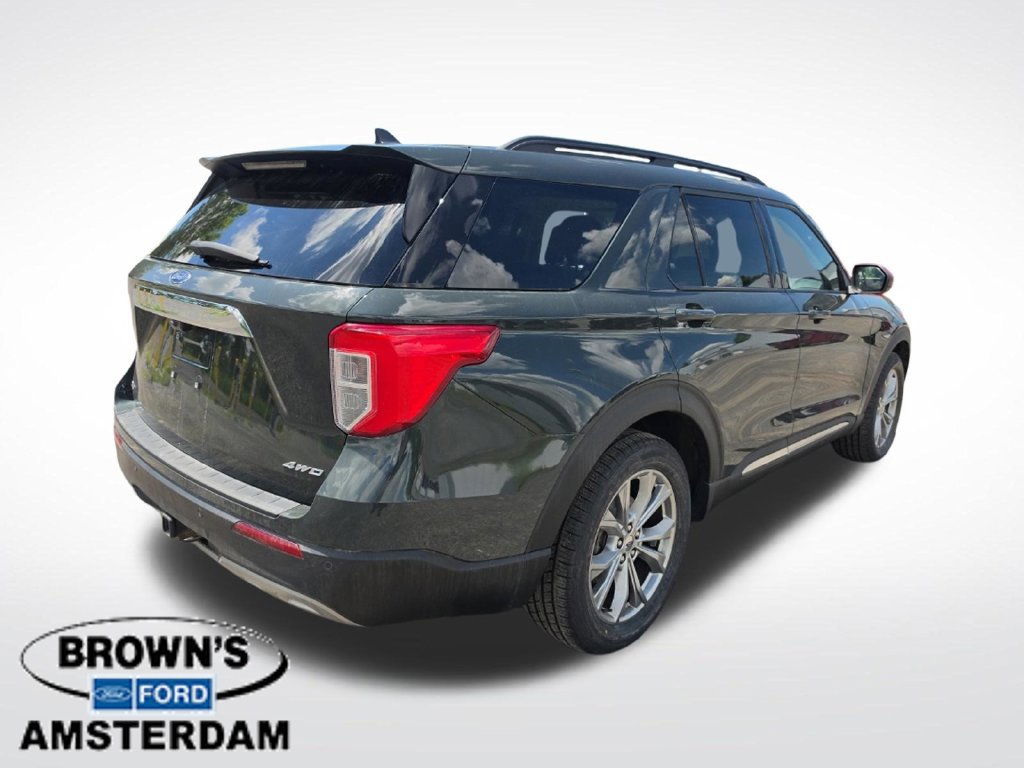 Used 2023 Ford Explorer XLT w/ Equipment Group 202A AWD/4WD image 15