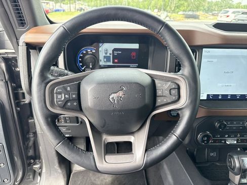 Used 2024 Ford Bronco Outer Banks AWD/4WD image 14