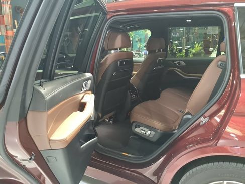 Certified 2024 BMW X7 xDrive40i w/ Executive Package AWD/4WD image 13