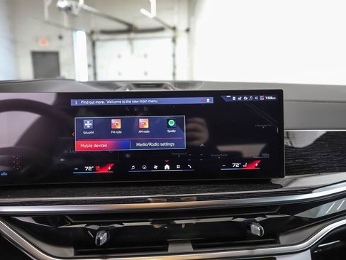 New 2026 BMW X5 M60i image 16