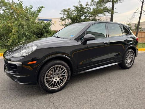 Used 2015 Porsche Cayenne S AWD/4WD image 4