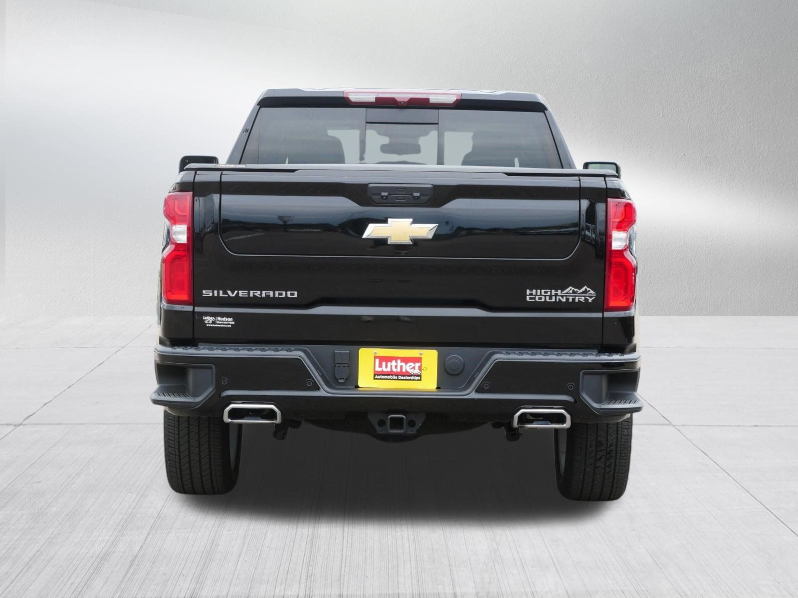 Certified 2025 Chevrolet Silverado 1500 High Country w/ High Country Premium Package AWD/4WD image 6