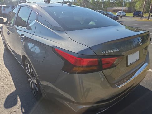 Used 2021 Nissan Altima 2.5 SR image 4