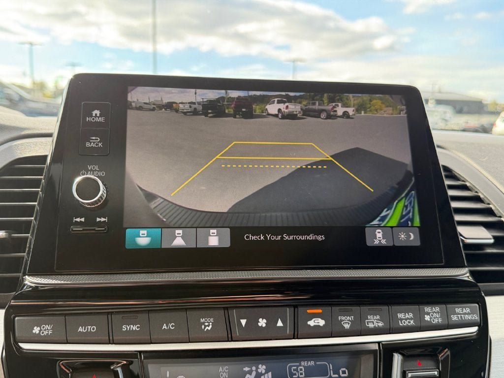 Used 2025 Honda Odyssey EX-L image 17