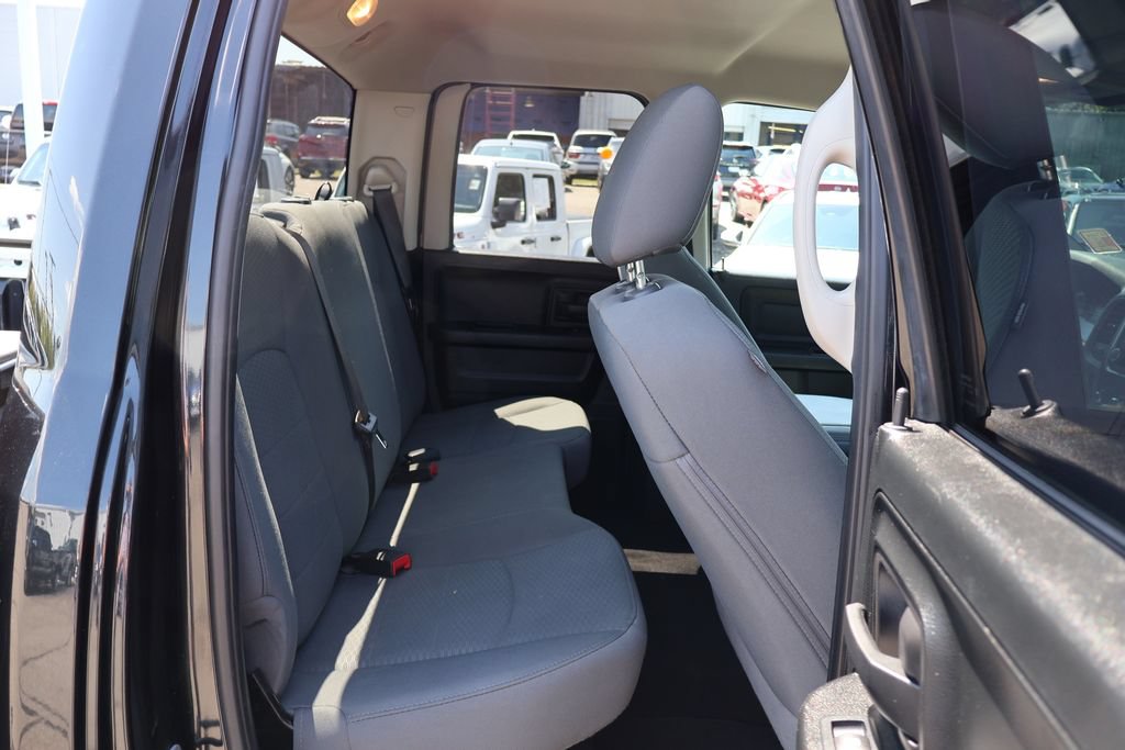 Used 2018 RAM 1500 Express w/ Express Value Package AWD/4WD image 23