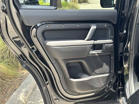 Certified 2025 Land Rover Defender 110 S AWD/4WD image 12