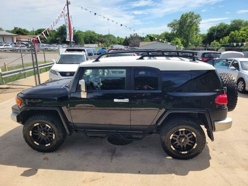 Used 2007 Toyota FJ Cruiser 2WD image 5
