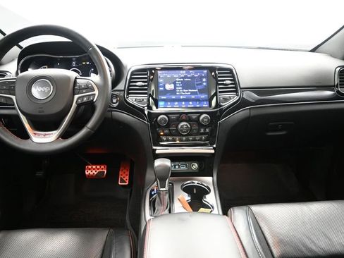 Used 2019 Jeep Grand Cherokee Trailhawk w/ Trailhawk Luxury Group AWD/4WD image 30