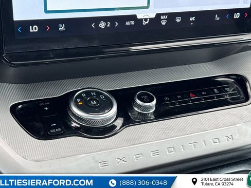 Used 2025 Ford Expedition Max Active image 28