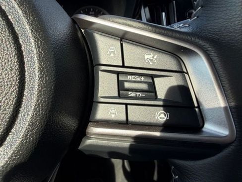 Used 2025 Subaru Outback Premium AWD/4WD image 11