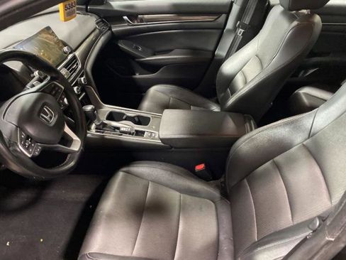 Used 2020 Honda Civic EX image 4