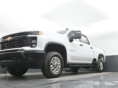 Used 2026 Chevrolet Silverado 2500 W/T image 39