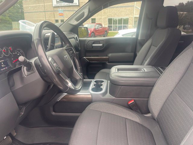 Used 2021 Chevrolet Silverado 1500 LT Trail Boss w/ Convenience Package II AWD/4WD image 9