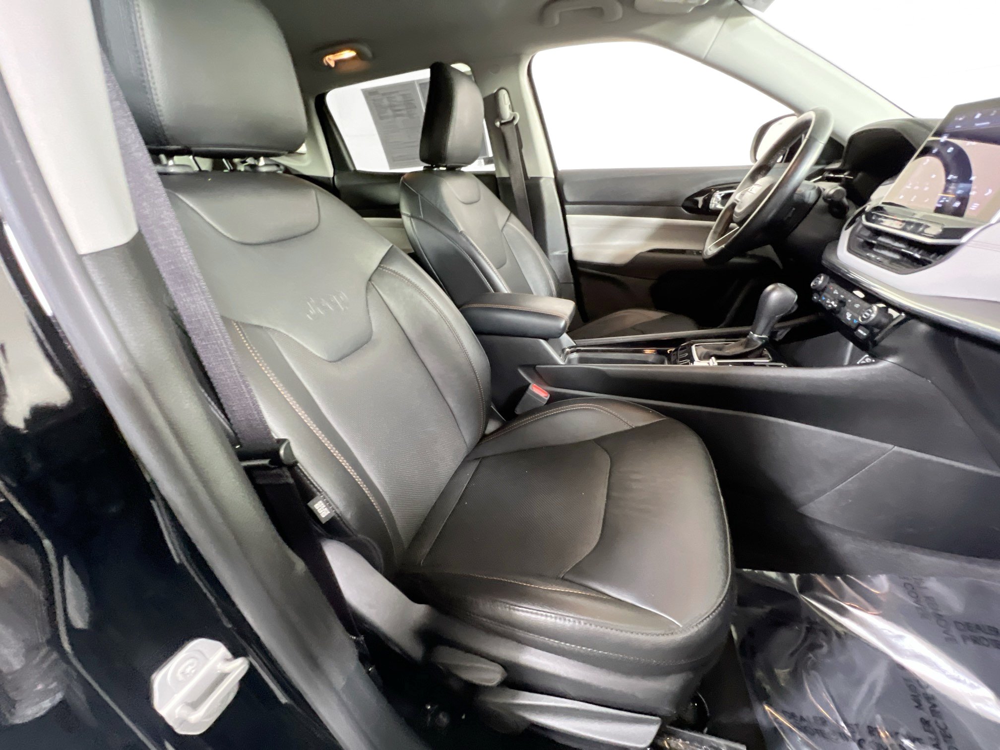 Used 2022 Jeep Compass Limited AWD/4WD image 26