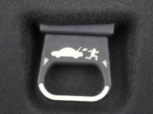 Used 2017 Chevrolet Camaro ZL1 image 28