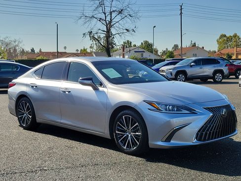 Used 2022 Lexus ES 350 w/ Premium Package image 28