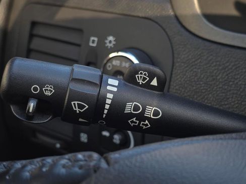 Used 2007 Cadillac DTS Performance image 43