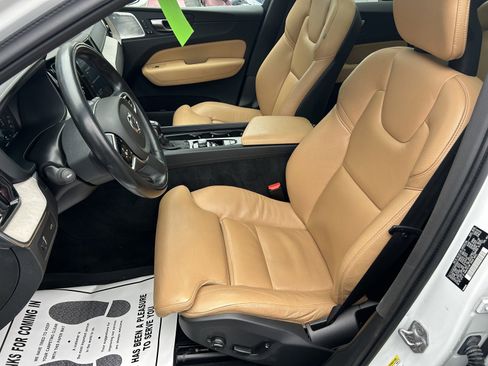 Used 2019 Volvo XC60 T6 Inscription w/ Protection Package image 21