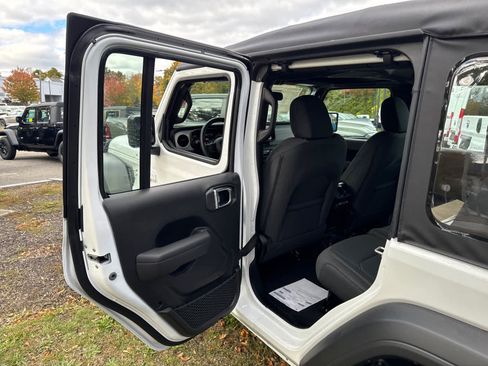 New 2026 Jeep Wrangler Sport image 29